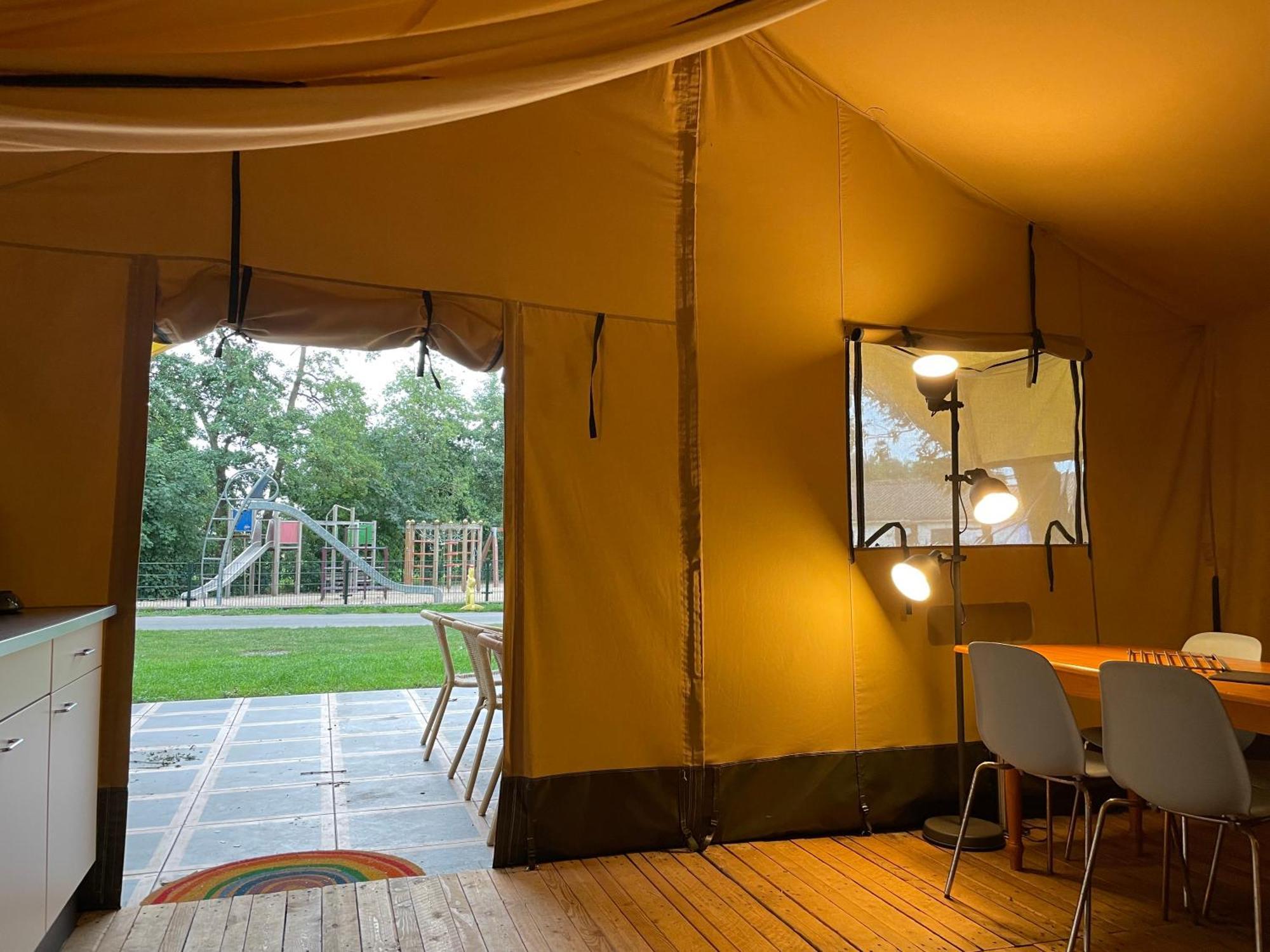 Camping Engelbert 格罗宁根 外观 照片